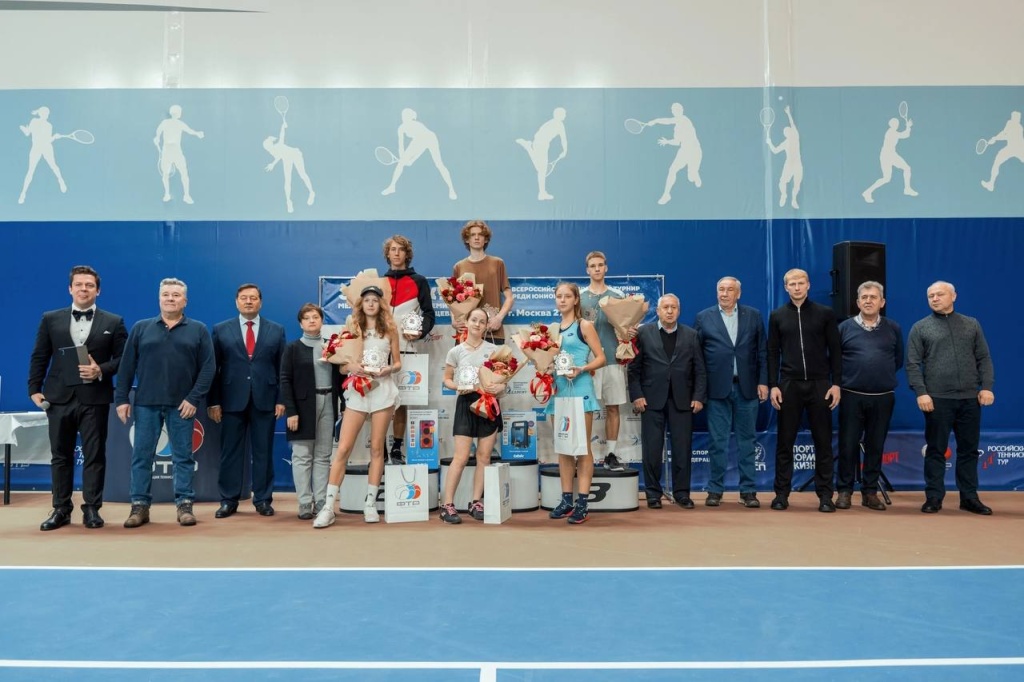 В Красногорске наградили победителей Зимнего Кубка по теннису