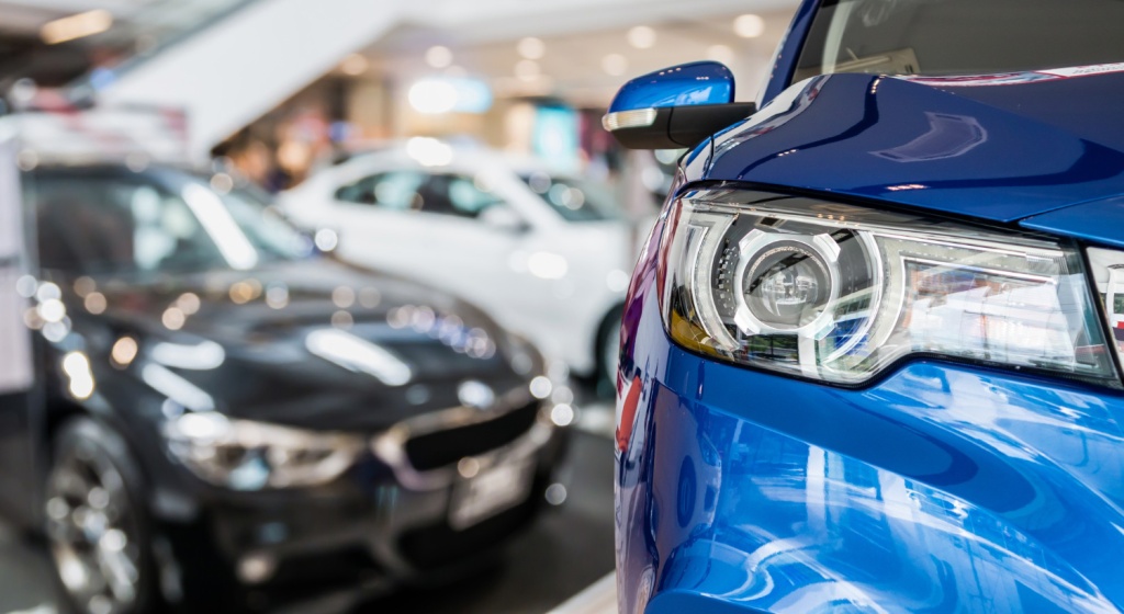 За 2024 год в России было продано 1,8 млн новых автомобилей