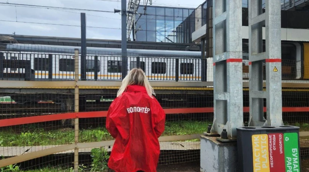 В Подмосковье избавились от 180 нелегальных проходов к железной дороге