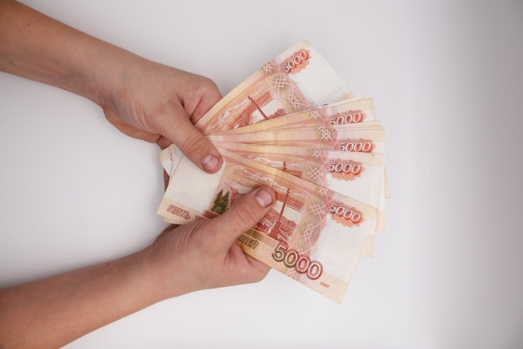 РБК: власти упростят создание личных фондов для возвращения активов в РФ