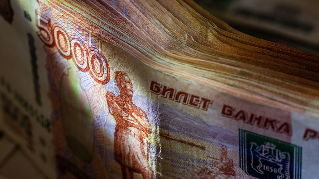 Минфин определил минимально допустимые для бюджета цену нефти и объем добычи Минфин определил минимально допустимые для бюджета цену нефти и объем добычи
