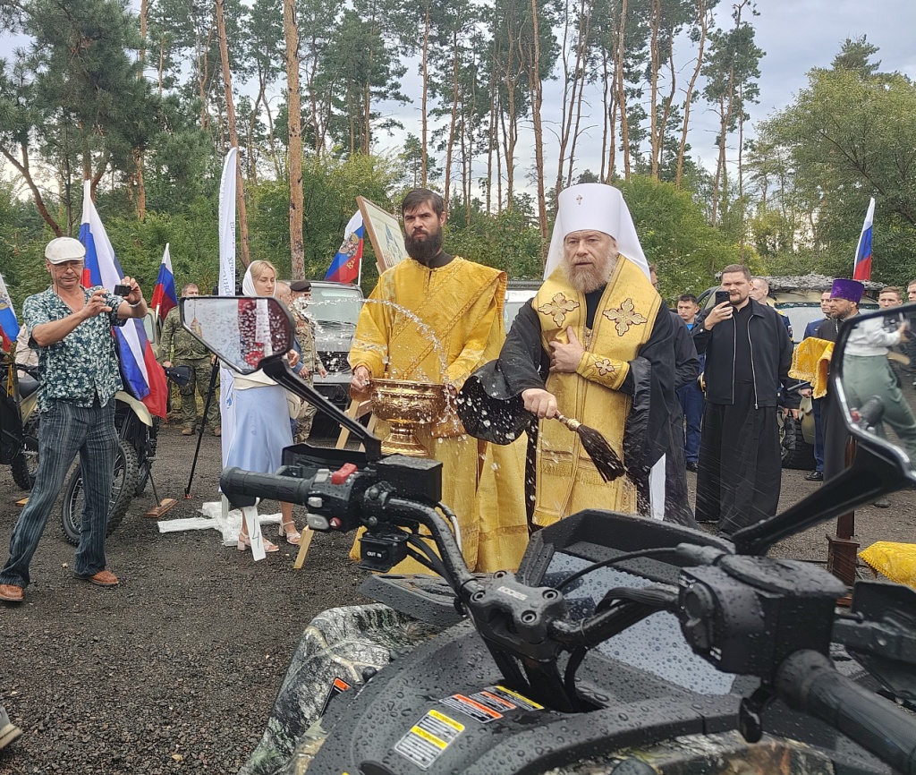 Сила в единстве: депутаты Воронежской гордумы присоединились к передаче техники для бойцов на передовую Сила в единстве: депутаты Воронежской гордумы присоединились к передаче техники для бойцов на передовую