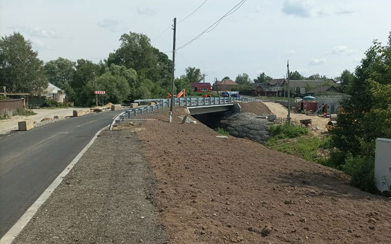 В Мордовии завершается строительство моста через реку Вечкилейка