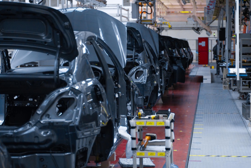 Hyundai и Kia отзывают машины в США из-за поврежденного зарядного устройства