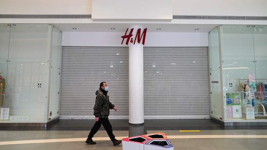 H&M к ноябрю может закрыть два десятка магазинов в Сибири и на Дальнем Востоке.