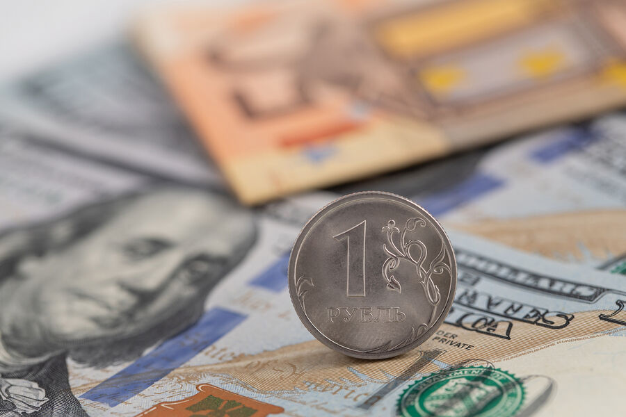 «Росконгресс» заявил о риске подорожания доллара до 110 рублей