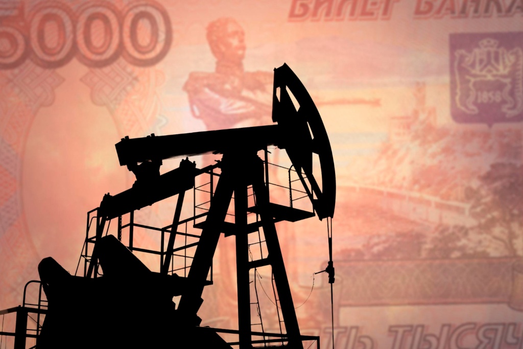 Минфин: нефтегазовые доходы бюджета РФ выросли на 82,2%