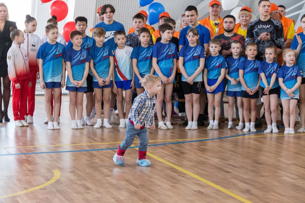 В Иркутской области в деревне Карлук открылся новый физкультурно-оздоровительный комплекс