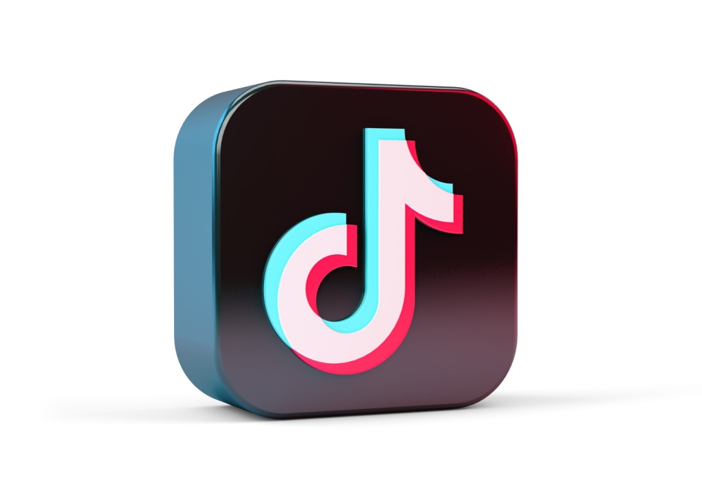 Сотрудникам магазина TikTok в США сказали работать из дома из-за надвигающихся увольнений Сотрудникам магазина TikTok в США сказали работать из дома из-за надвигающихся увольнений
