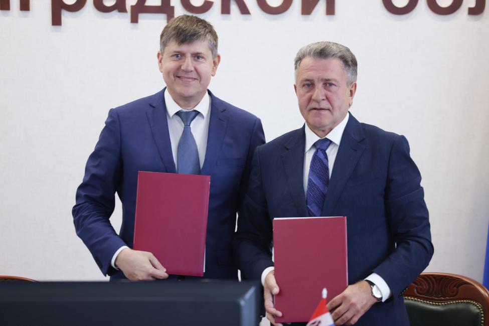 Депутаты региональных парламентов Новосибирской и Калининградской областей договорились о сотрудничестве Депутаты региональных парламентов Новосибирской и Калининградской областей договорились о сотрудничестве