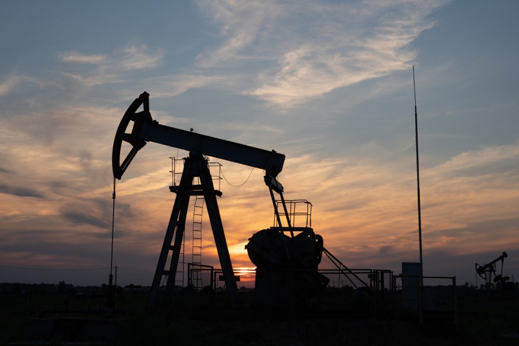 Bloomberg: цены на нефть растут в ожидании заседания ОПЕК+ Bloomberg: цены на нефть растут в ожидании заседания ОПЕК+