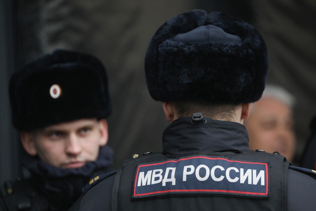Полиция Санкт-Петербурга накрыла VIP-салон интимных услуг