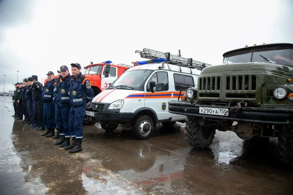 В Коломне проверили готовность спецтехники к ликвидации пожаров В Коломне проверили готовность спецтехники к ликвидации пожаров