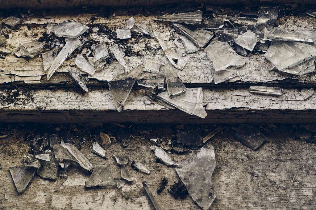 В Воронеже владелец разваливающегося исторического здания пытается избавиться от него В Воронеже владелец разваливающегося исторического здания пытается избавиться от него