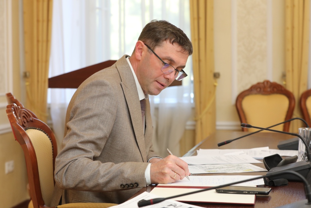Мэр Сергей Петрин рассказал, на что направят бюджет Воронежа в 2025 году Мэр Сергей Петрин рассказал, на что направят бюджет Воронежа в 2025 году