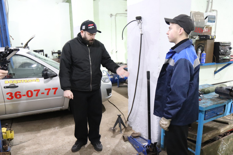 Новый виток профориентации: в Иванове стартовал конкурс «Будущие мастера» Новый виток профориентации: в Иванове стартовал конкурс «Будущие мастера»