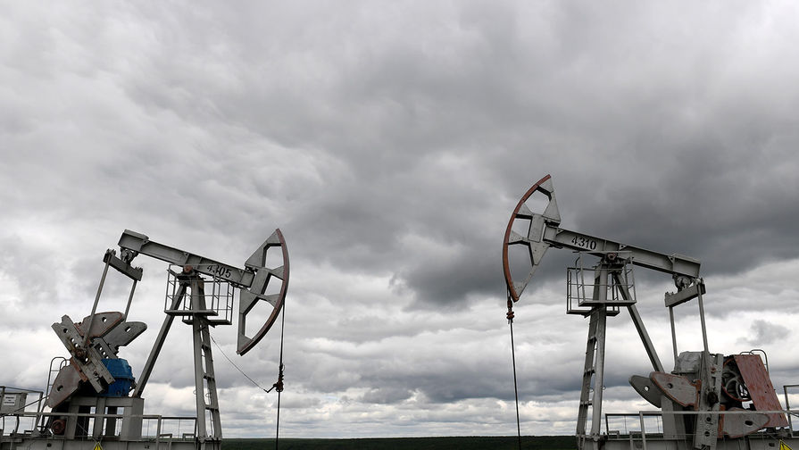 МЭА считает, что РФ не сократила добычу нефти на 500 тыс. б/с с марта МЭА считает, что РФ не сократила добычу нефти на 500 тыс. б/с с марта