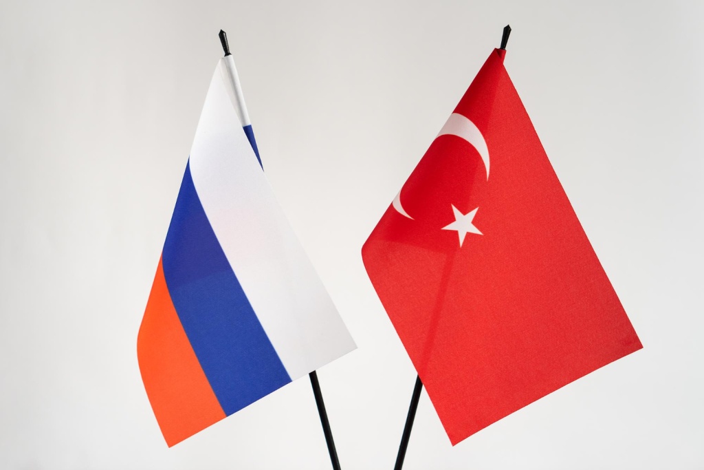 Минтруд РФ сообщил о превышении промпредприятиями квоты на мигрантов из визовых стран