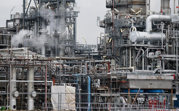 ФРГ передает немецкие активы «Роснефти» под госконтроль. ФРГ передает немецкие активы «Роснефти» под госконтроль.