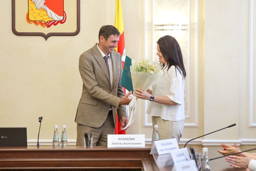 Мэр Воронежа Сергей Петрин ответил на вопросы молодёжного актива города