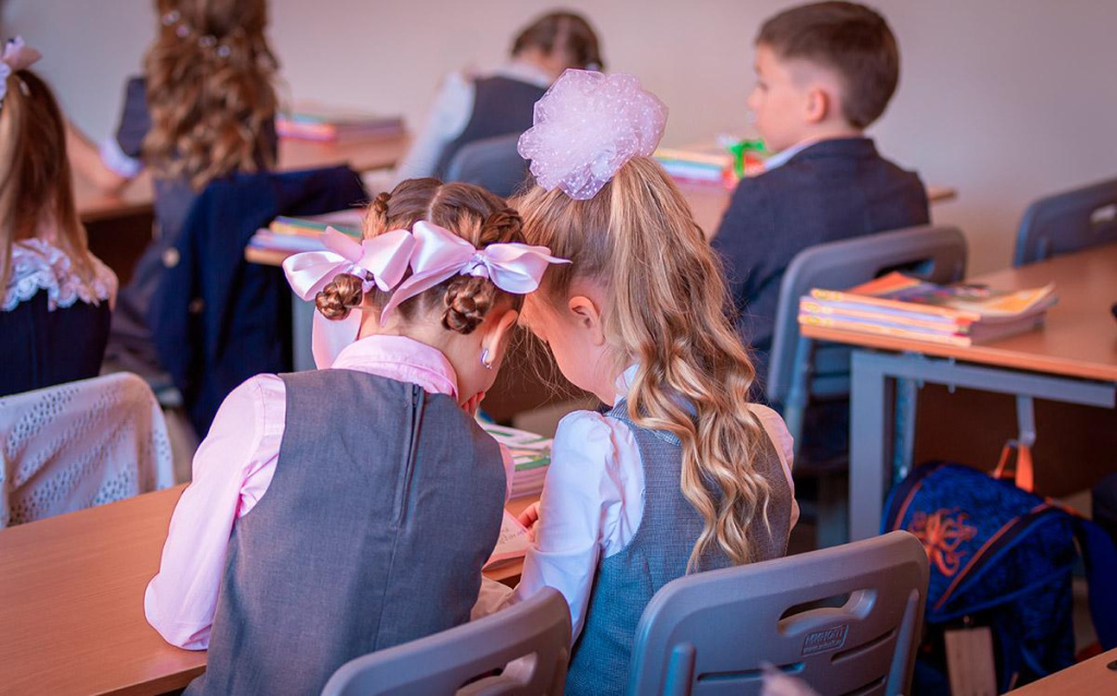 ВШЭ: россияне потратили на образование детей 2,1 триллиона рублей 