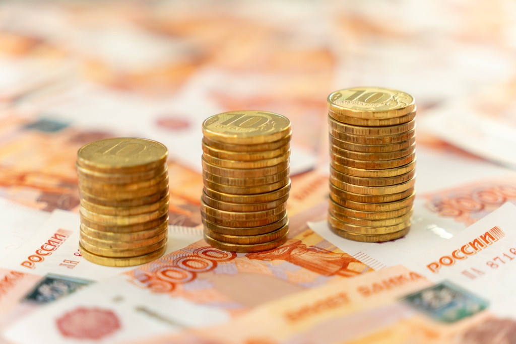 Зарплаты молодых специалистов в России растут быстрее среднего