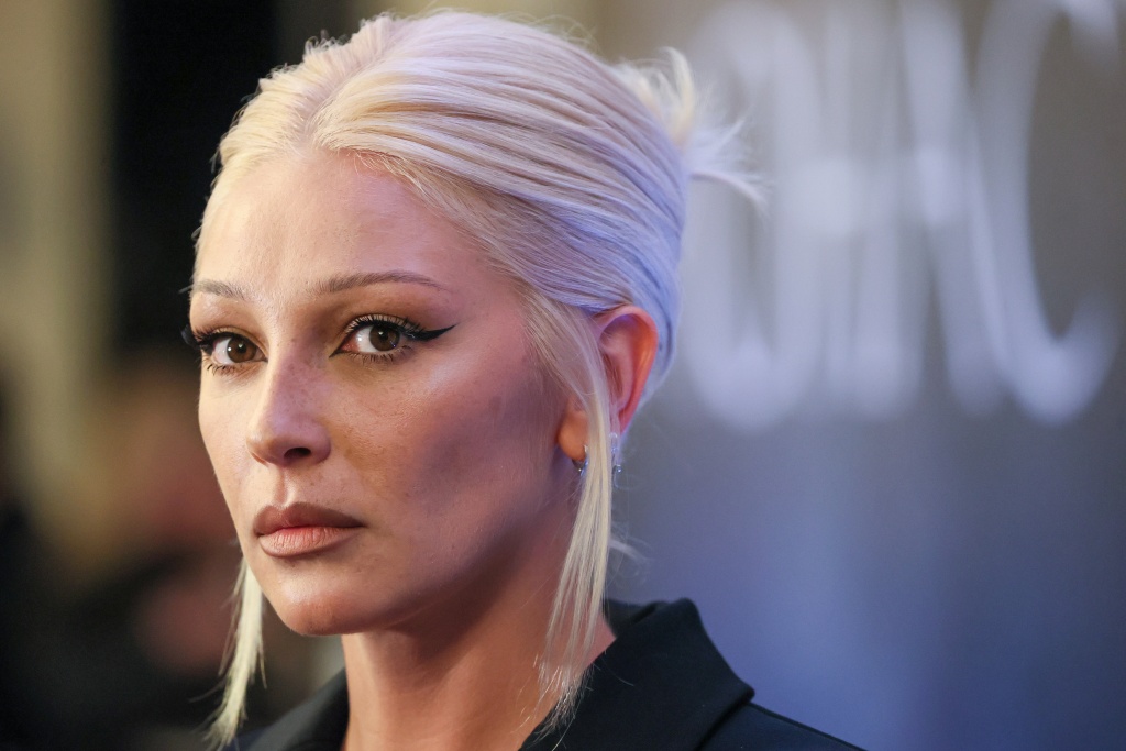 Mash: Настя Ивлеева могла задолжать налоговой 137 миллионов рублей