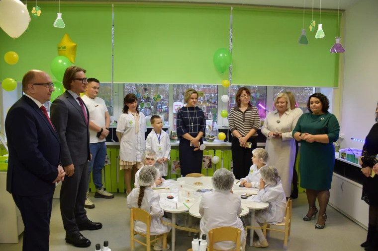 В Иванове в детском саду №15 открылась инновационная лаборатория «БиоЛаб.Дети» для юных исследователей