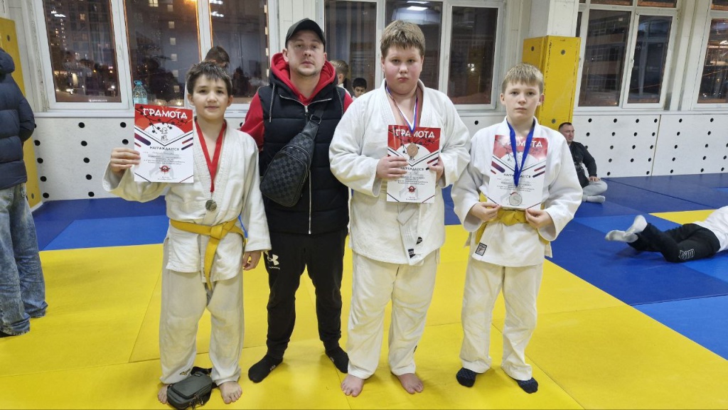 Дзюдоисты из Ивантеевки выиграли юношеские соревнования в Подмосковье