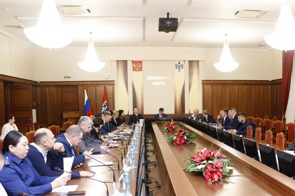Депутаты Заксобрания Новосибирской области: вопросы строительства на особом контроле Депутаты Заксобрания Новосибирской области: вопросы строительства на особом контроле