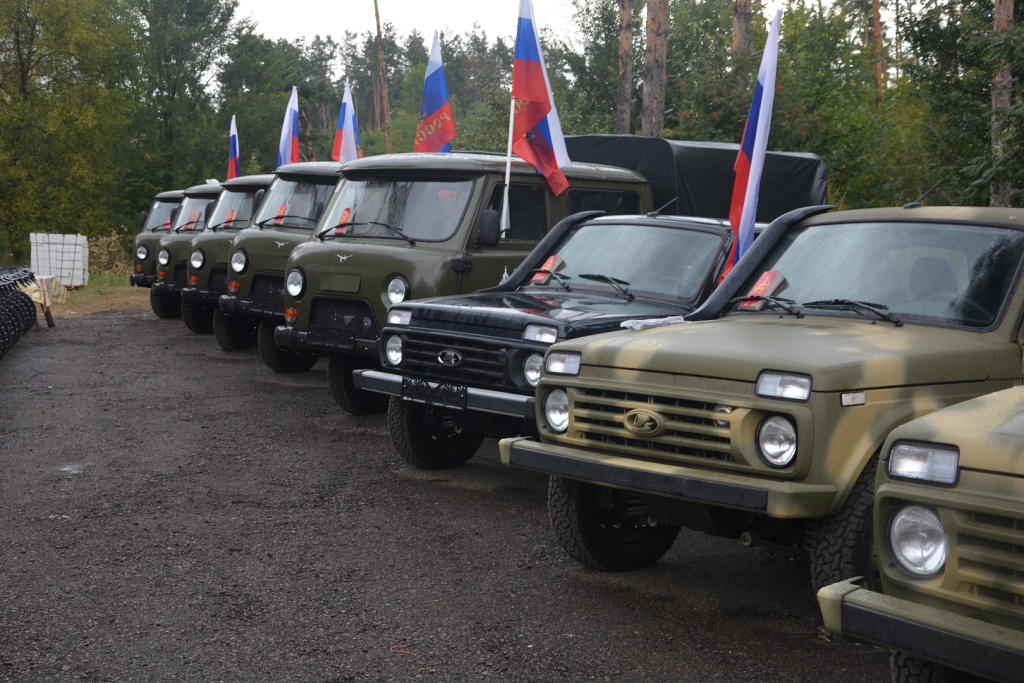 Сила в единстве: депутаты Воронежской гордумы присоединились к передаче техники для бойцов на передовую Сила в единстве: депутаты Воронежской гордумы присоединились к передаче техники для бойцов на передовую