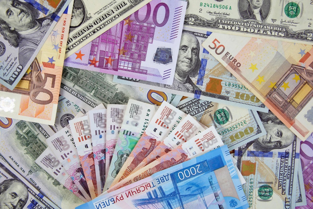 Доля рубля и дружественных валют превысили 80% в расчётах за экспорт в 2024 году