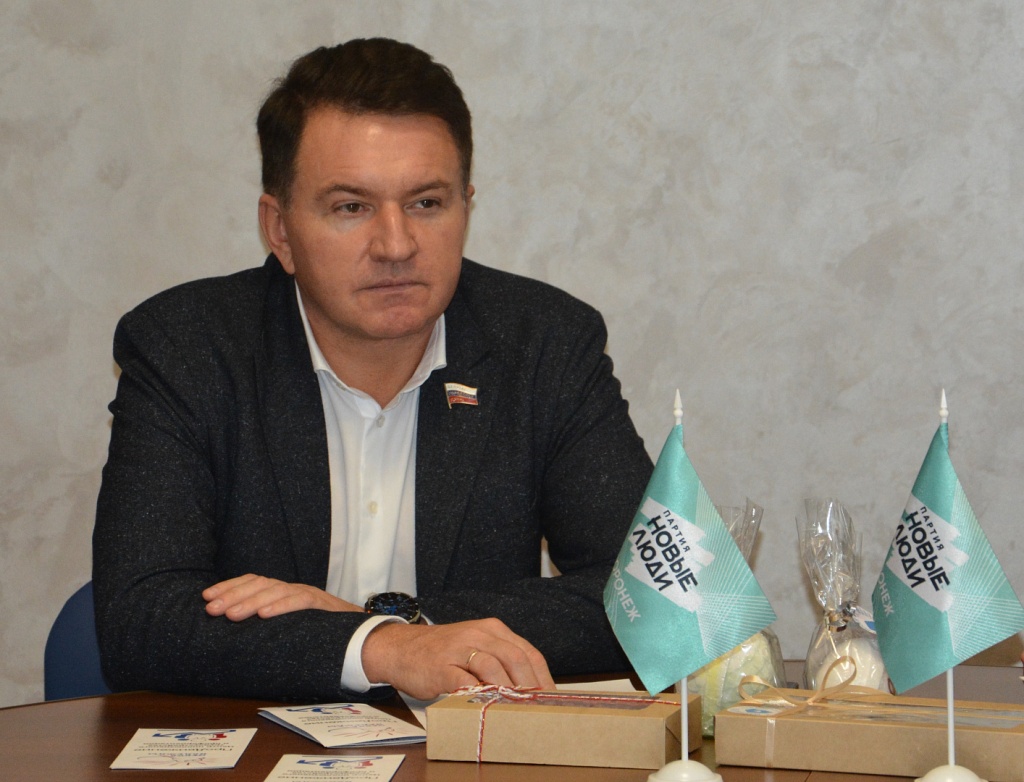 Воронежские депутаты и общественники объединились для решения ключевых проблем трудоустройства инвалидов и ветеранов СВО Воронежские депутаты и общественники объединились для решения ключевых проблем трудоустройства инвалидов и ветеранов СВО