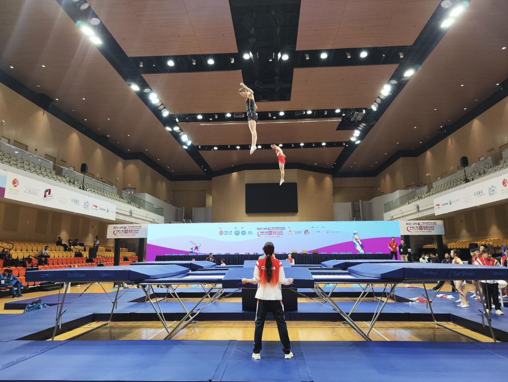 В Китае состоялось торжественное открытие 6-го чемпионата Азии по прыжкам на батуте