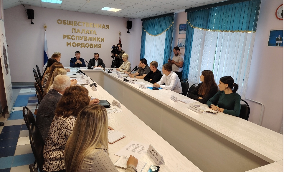 Поддержка многодетных семей: новые инициативы и меры помощи в Мордовии Поддержка многодетных семей: новые инициативы и меры помощи в Мордовии