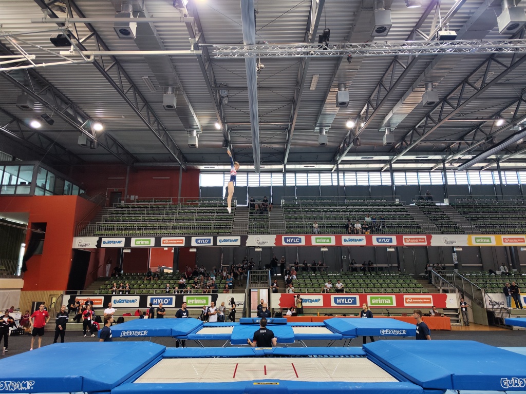 Российские батутистки Аляева и Бладцева завоевали бронзу на этапе Кубка мира в Котбусе