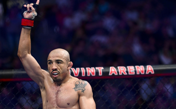 Рекордсмен и один из «величайших бойцов» UFC завершил карьеру Рекордсмен и один из «величайших бойцов» UFC завершил карьеру