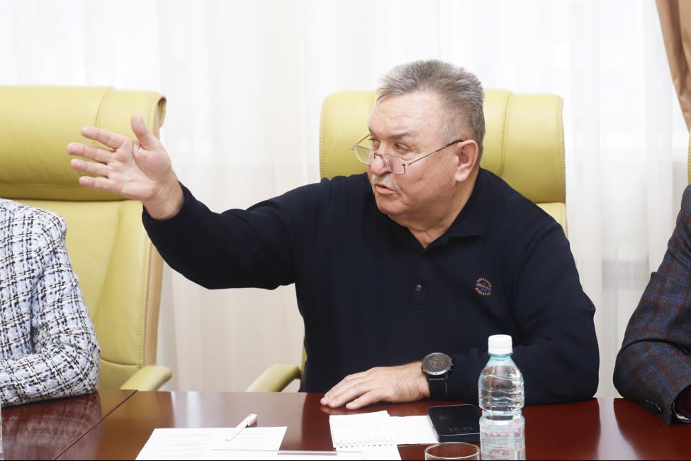 Депутаты ЗАКСа Новосибирской обсудили, каким будет сквер памяти Юрия Бугакова Депутаты ЗАКСа Новосибирской обсудили, каким будет сквер памяти Юрия Бугакова