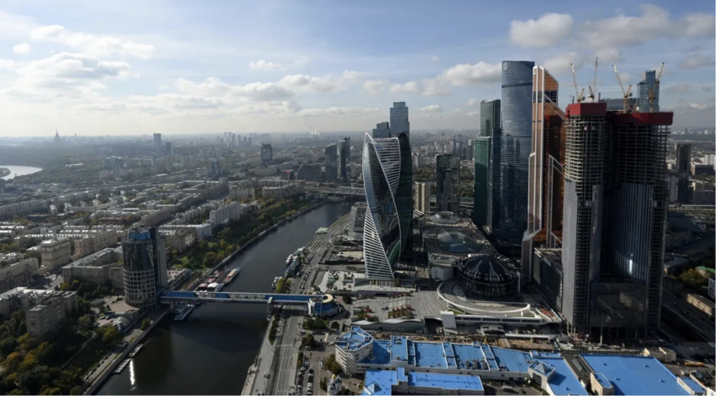 В Москве заявили о стремлении к концепции "15-минутного города" В Москве заявили о стремлении к концепции "15-минутного города"