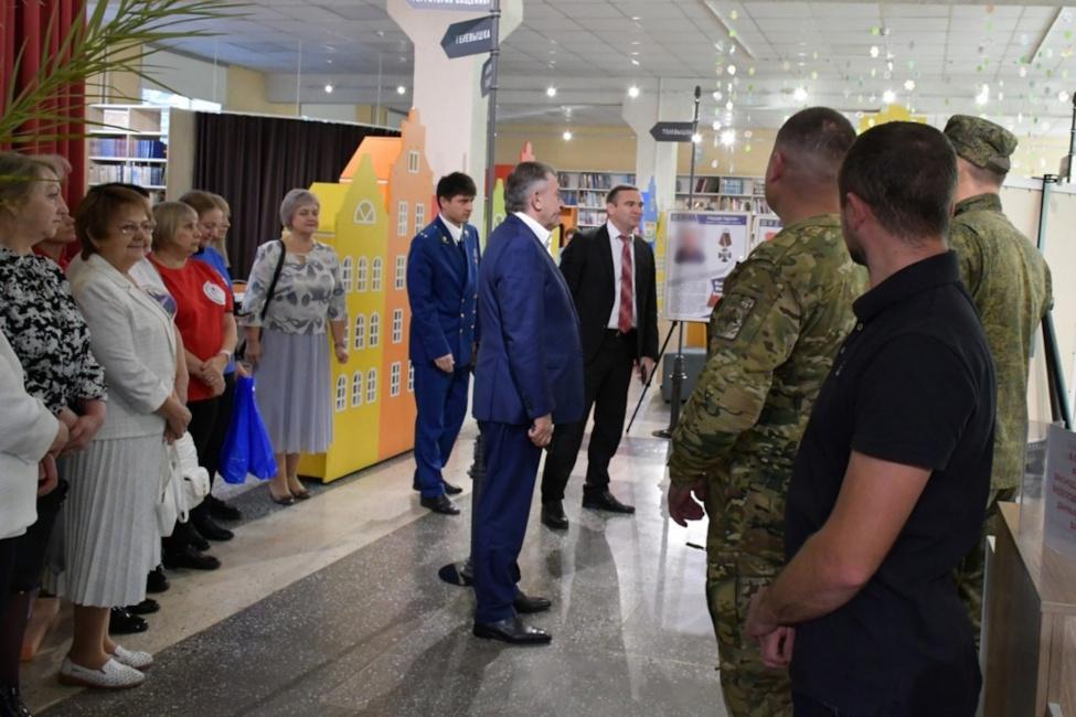 Председатель Законодательного Собрания Новосибирской области встретился с участниками СВО и их семьями Председатель Законодательного Собрания Новосибирской области встретился с участниками СВО и их семьями