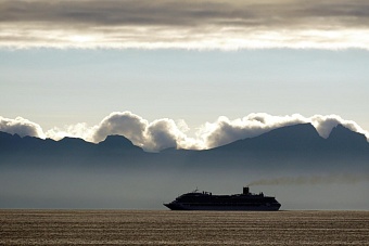 Паром Sea Bridge не пустили в порт Сочи