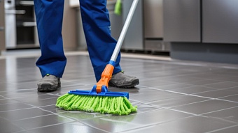 Специалисты помыли свыше 16 километров тоннелей метро Казани