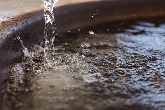 Специалисты устранили многолетние подтопления древних подвальных помещений Лазаревской церкви Псково-Печёрского монастыря