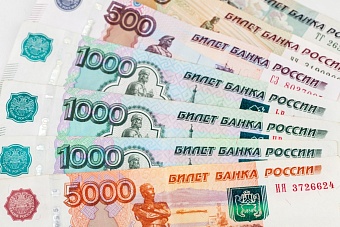 Фальшивые рубли уходят в прошлое: в 2025 году на миллион купюр — всего одна подделка