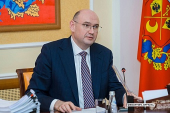 Правительство Оренбуржья направит 300 млн на больницу и усилит контроль за долгами УК