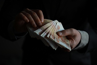 На Сахалине гендиректора фирмы уличили в хищении бюджетных средств, выделенных на строительство кемпинга в рамках нацпроекта